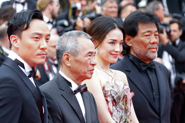 Hou Hsiao-Hsien wins Best Director award at Cannes