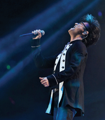 Money talks and Wang Feng sings