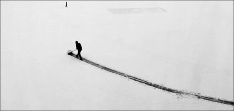 Beijing gets blanketed by layer of snow