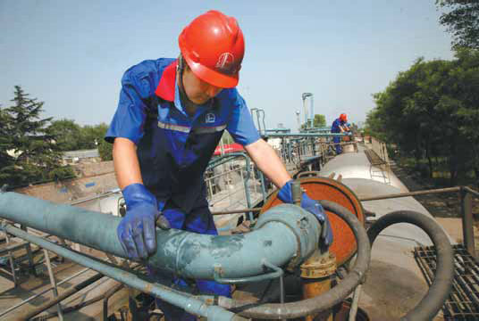 Sinopec looks north for oil