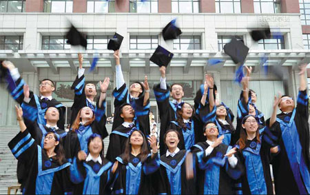 Graduates hope to bust graft in China