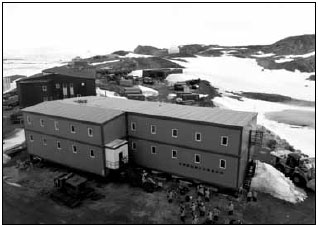 China expands research bases in Antarctica