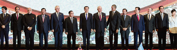 Timeline set for 16-country trade pact