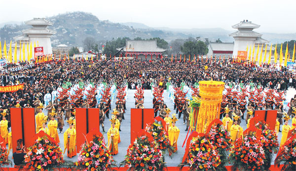5,000 years on, the yellow emperor still a unifying force