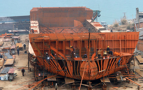 Chinese shipyards weather hard times