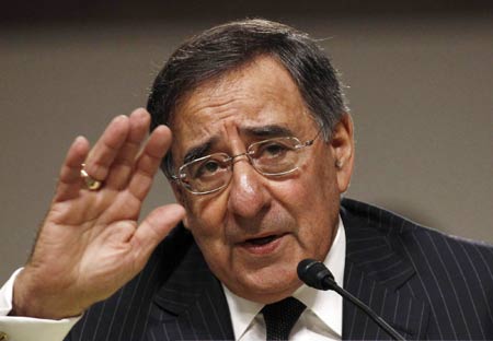 Panetta seeks to build ties with China