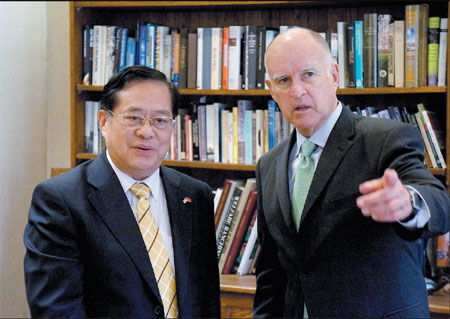 Brown and Chinese consul talk clean energy and IT