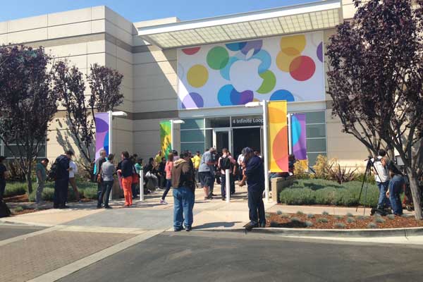 New iPhone a dud in China, so far