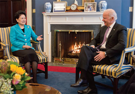Liu meets Kerry, Biden in DC