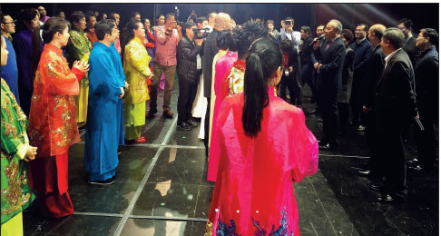 Traditional Chinese music brightens DC