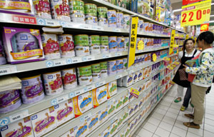 China steps up checks on milk formula producers