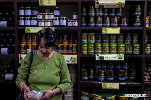 Olive festival kicks off at N Israel's olive oil factory