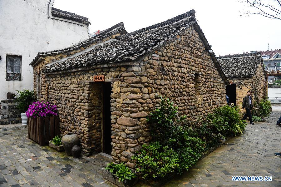 'Swinery tea bar' in China's Zhejiang