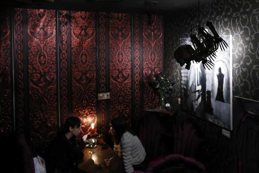 Vampire bar in Beijing