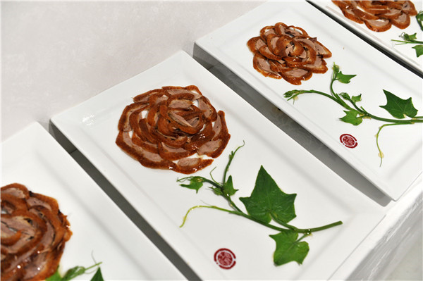 Peking duck comes in style in shape of peony blossom