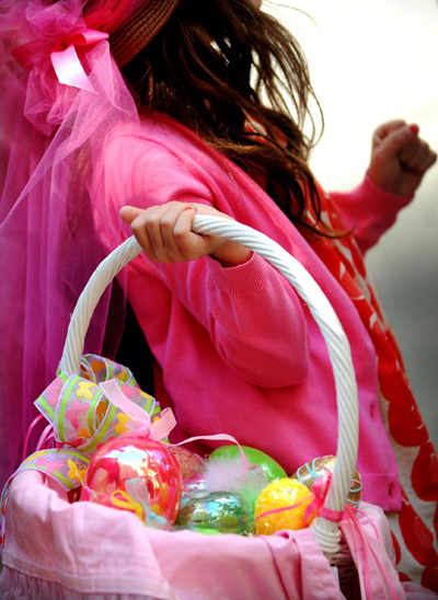 Fifth Avenue celebrates Easter