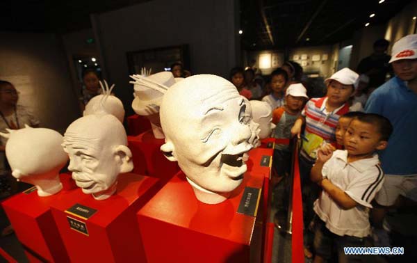 Shanghai animation museum attracts numerous visitors