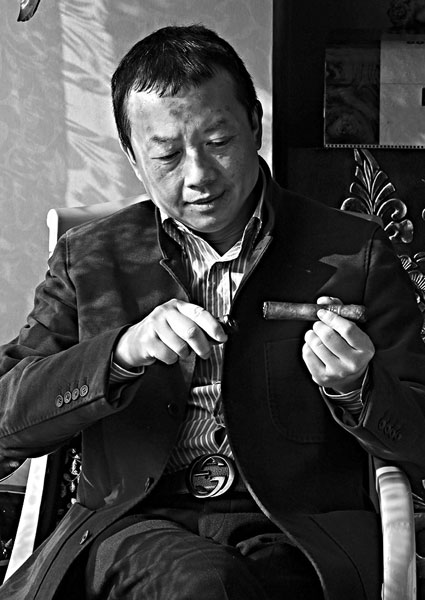 Finer Chinese tastes light up cigar craze