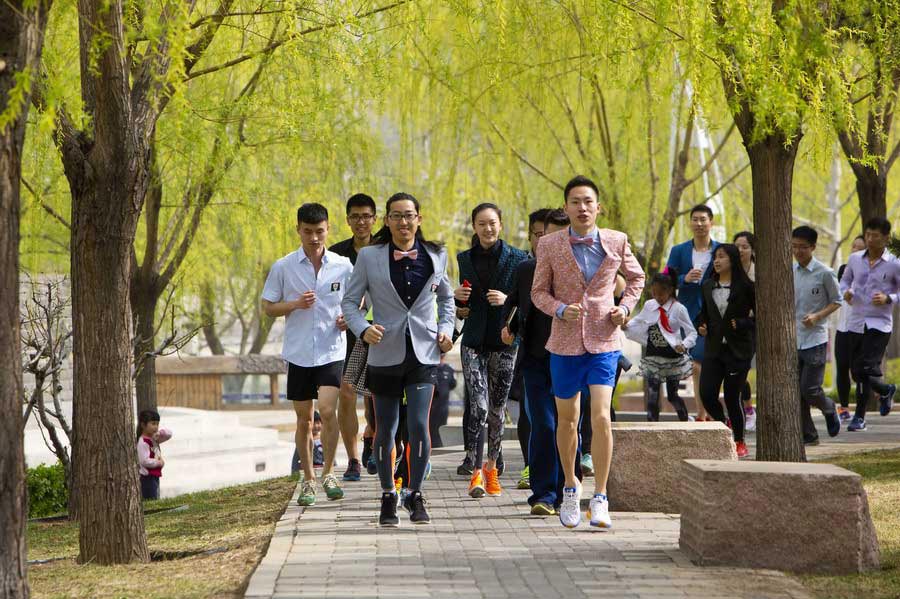 Beijingers run for a more balanced lifestyle