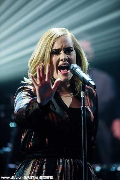 Adele's album '25' tops Billboard 200 for fifth week