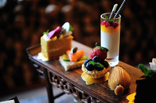 Hotel bistro offers high tea for spring