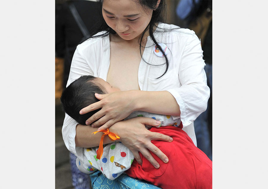 Fuzhou mothers launch campaign to promote public breastfeeding