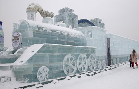 Keeping abreast of films, <em>TV</em> programs|Op-<em>Ed</em> 