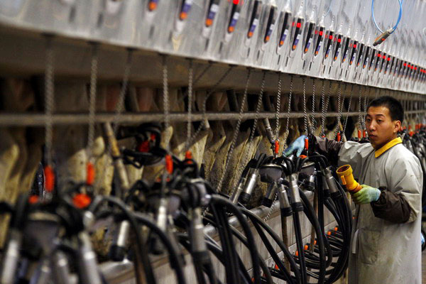 Modern management can end milk dumping