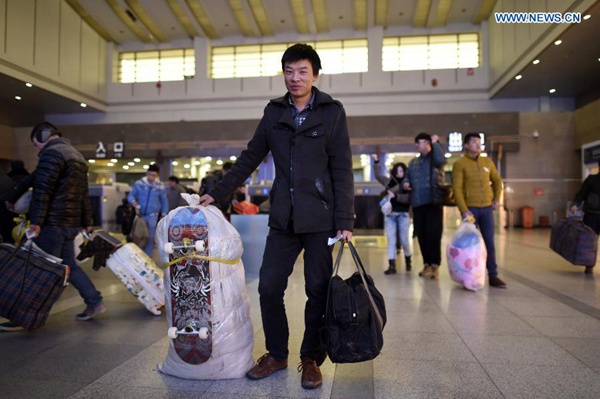 Spring Festival rush goes beyond transport