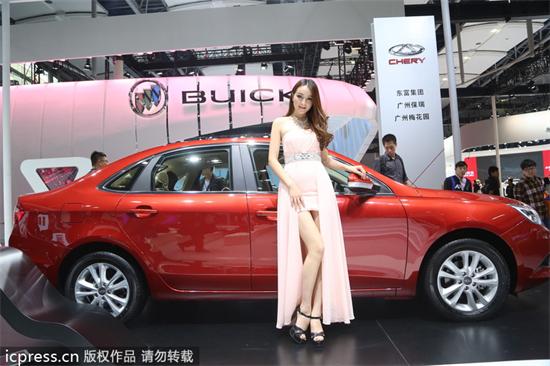 Let cars, not models, attract buyers at show