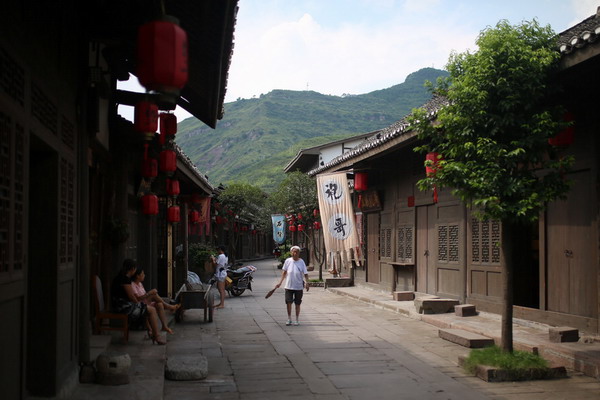 Picturesque ancient town between mountains