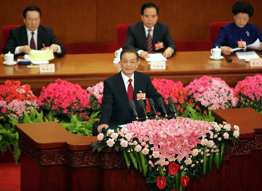 Photos: Wen delivers govt work report 2004-2012