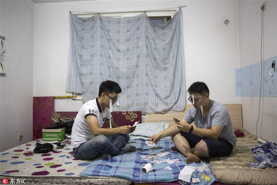 Hardships and hope: Life of Beijing drifters