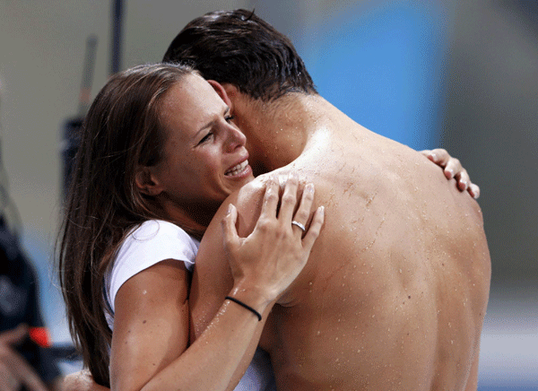 Pregnant Manaudou ends colourful career for good