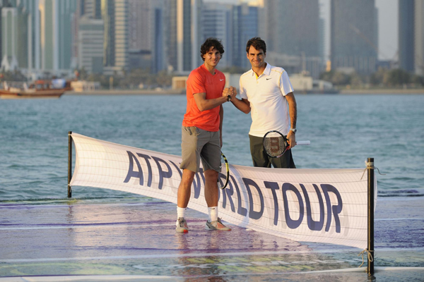 Nadal and Federer warm up on sea surface