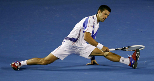 Djokovic destroys Murray in Melbourne final