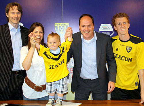 Dutch club sign 1-year-old child on 10-year contract