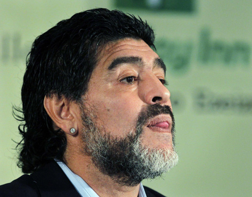 Maradona signs as coach of Dubai's Al Wasl
