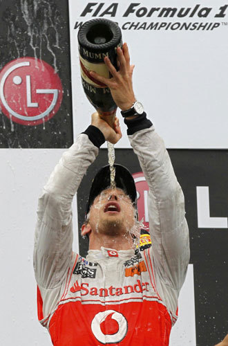 Button wins rain-delayed Canadian F1 Grand Prix