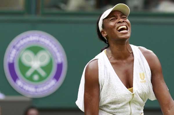 Under Wimbledon's roof, Venus overpowers Date-Krumm