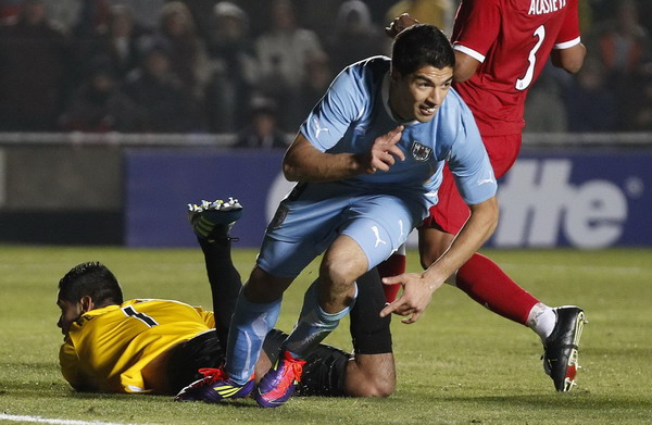 Uruguay rallies for 1-1 draw with Peru