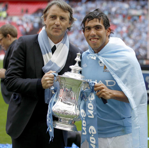 Man City agree to sell Tevez to Corinthians