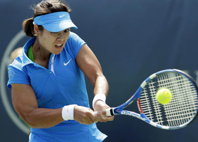 Li Na dumped, Wozniacki crowned in US Open warm-up