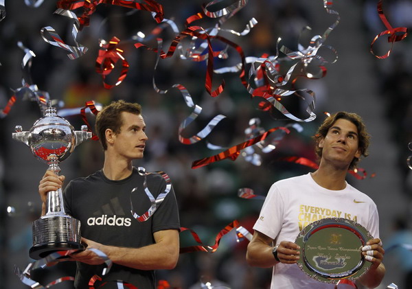 Murray floors Nadal to win Japan Open