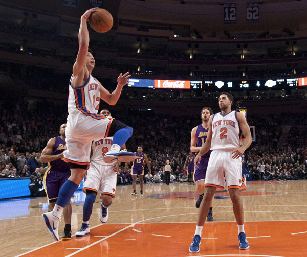 'Linsanity' outduels Lakers for Knicks' 4th win in a row