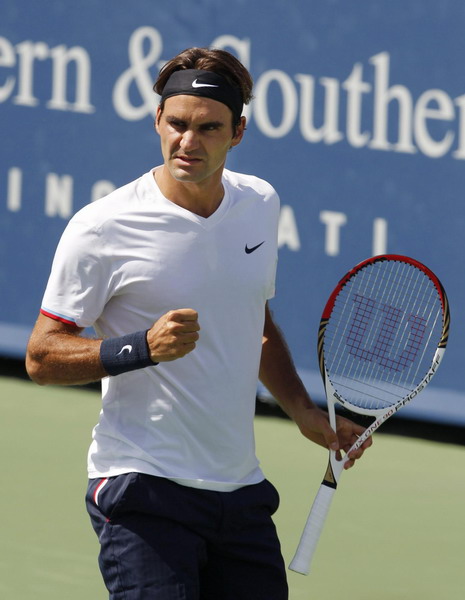Djokovic to face Federer in Cincinnati final