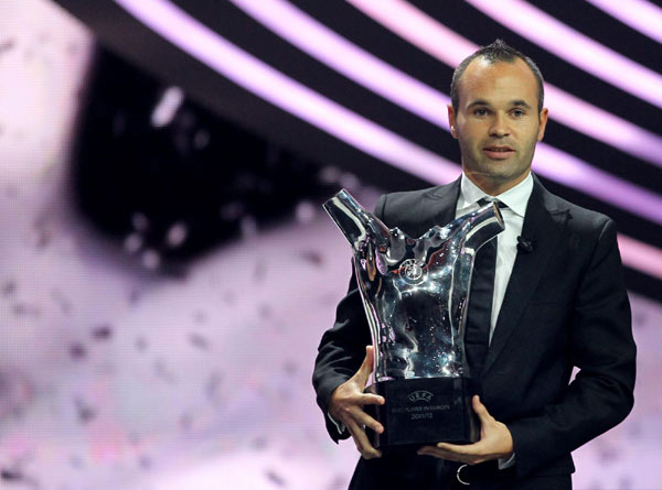 Iniesta wins UEFA's Best Player in Europe award