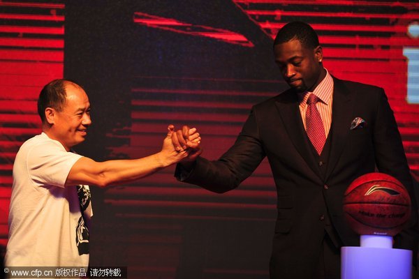 Wade, Li Ning show respects when deal signed