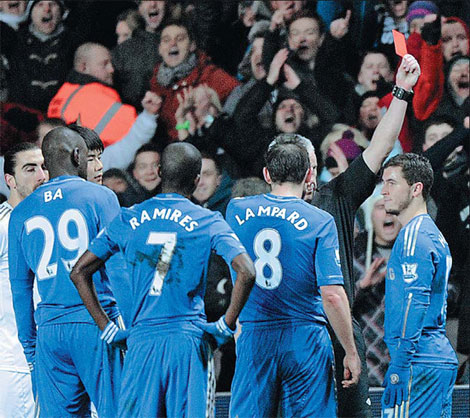 Hazard apologizes to ball boy