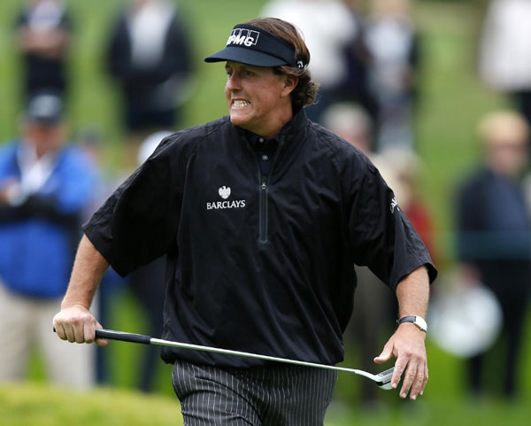 Lefty Mickelson commands spotlight at Pebble Beach